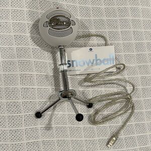 Snowball Microphone -- Like new!